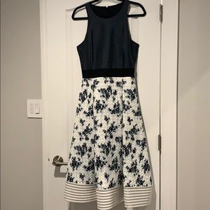 Women’s sachin and Babi dress size 4